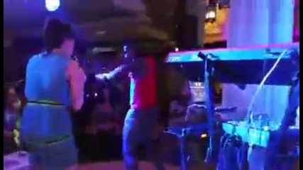La Cubanita En El Mar 2