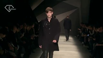 fashiontv Ftv.com - Milan Men F W 10 - 11 - Neil Barrett 