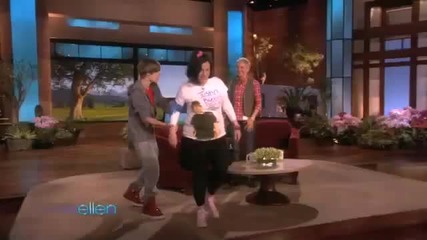Justin Bieber Беше Нападнат От Луда Фенка