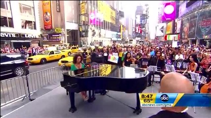 Цялото шоу! Alicia Keys Performs on Good Morning America (28.6.11)