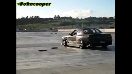 Nissan Skyline R32 Drifting Hampton Skid Pad