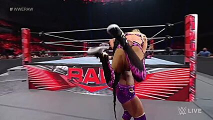 Bianca Belair & Liv Morgan vs. Carmella & Natalya: Raw, July 4, 2022