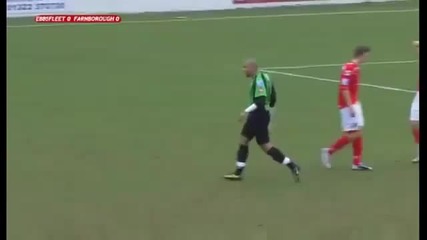 Червен картон за вратар 10 секунди след началото на мача !