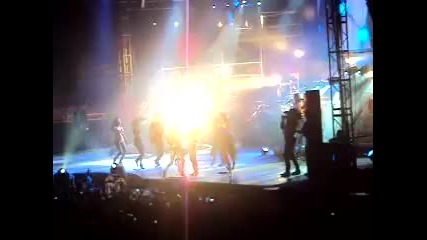 miley cyrus colombia who owns my heart