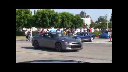 Gt-rs leaving Cars and Coffee