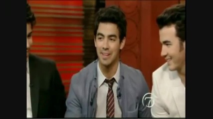 Jonas Brothers on Live with Regis and Kelly Part 1 Hd 