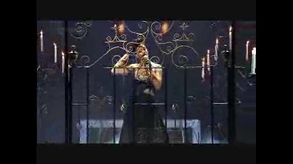 Rihanna - Take A Bow (live) (превод)