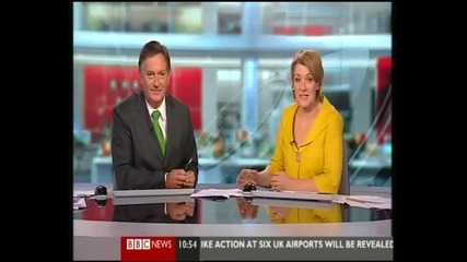 Weather man gives everyone the finger 