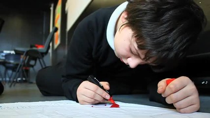 Училище във Великобритания отбелязва месец посветен на Лгбт хората