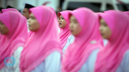 Malaysian Move Toward Harsher Islamic Law Divides Opposition