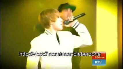 Justin Bieber пее baby в Австралия 25 април 2010