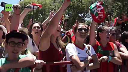 Thousands of Lisboners Give Euro 2016 Champions Portugal Heroes' Welcome