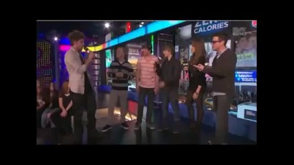 Раян и Чаз изненадват Джъстин в шоуто The Seven