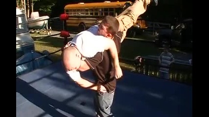 Bodyslam - How to do a Bodyslam pro wrestling move