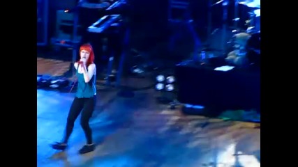 Paramore in Sao Paulo - Crush Crush Crush/hayles Dancing/hd/ 
