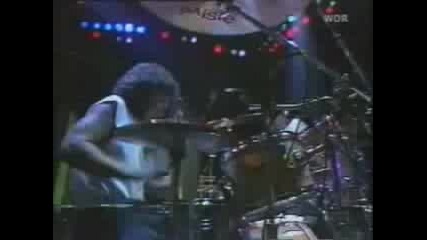 Deep Purple - A Gypsy Kiss - Live In Paris 1985