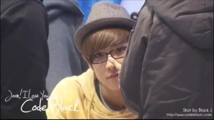Lee Joon eyes...