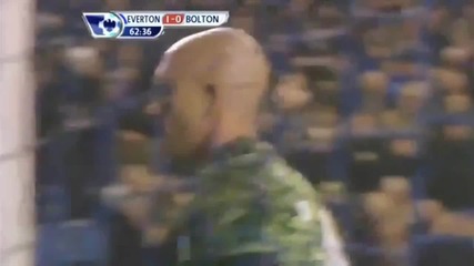 Неземен гол на вратаря Howard Everton vs Bolton 1:2 - 04 01 2012