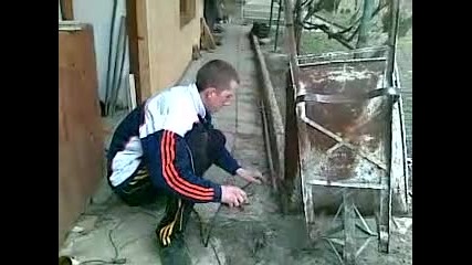 Рачо прави ремонт :d