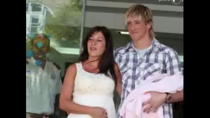 Fernando and Olalla Torres with their baby Nora ( *8.7.09 ) - New Pics ( 10.7.09 ) 