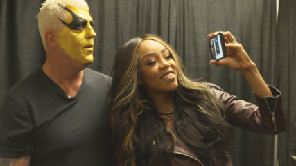 Alicia Fox surprises Goldust with the news of their pairing in WWE Mixed Match Challenge