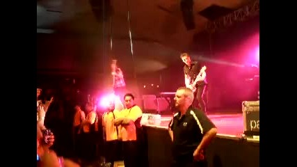 Paramore - Pressure (live) 