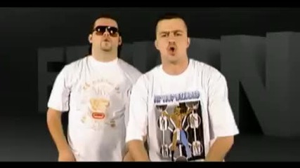 Etno Engjujt ft. Dj Flow - Shqiptart e bojn mas miri (official video) 