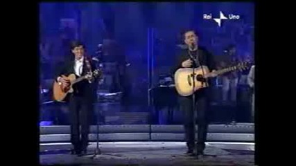 Gianni Morandi E Luca Carboni - Medley Mi Ami Davvero