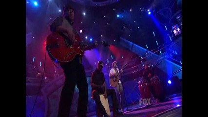 Това момче наистина пее невероятно !!! American Idol