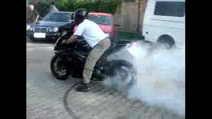 Suzuki K6 - Burn Out