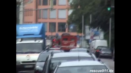 Акция-пожарна кола ,полицейска кола