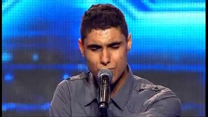 Момче с увреждане пее жестоко! Emmanuel Kelly - The X Factor 2011 Австралия