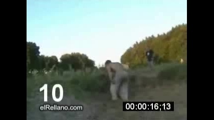 Лудак Прави 17 Салта За 30 Секунди!