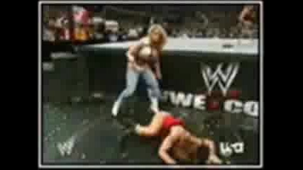 Trish Stratus !!!