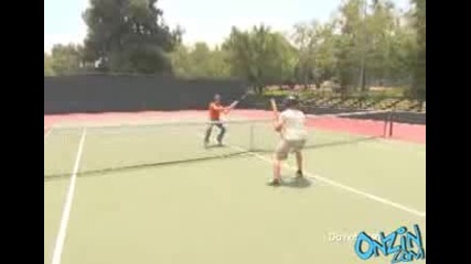 Тенис с бухалки 