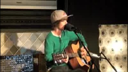 Justin Bieber - One Less Lonely Girl
