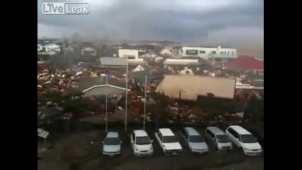 Ето какво е цунами да отнесе градът ти за няколко секунди