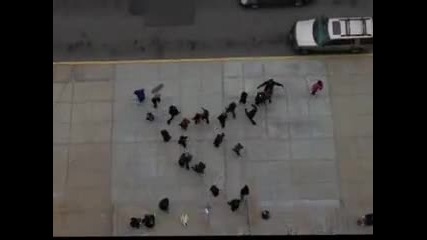 Mad World - със интересен