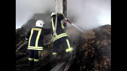 Пожар В Стопански Двор Гр.любимец На 16.01.2009 Год.