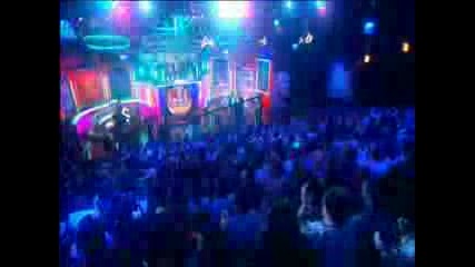 Rihanna - Shut Up And Drive Cool Live
