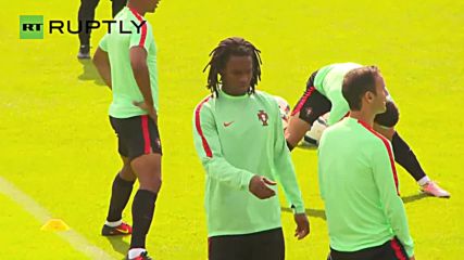 Ronaldo Leads Portugal Training Ahead of Euro Quarter Final Match Against Poland