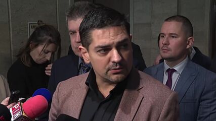 Радостин Василев: Искаме държавата да си върне контрола върху "Лукойл"