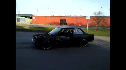Bmw e30 2.7t - New gear ratio 220kmh 3rd gear burnout