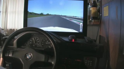 Луд Фен на Бмв - Bmw E30 Driving Simulator