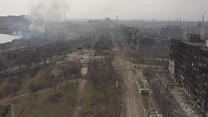 Ukraine: Drone captures ongoing offensive in Mariupol