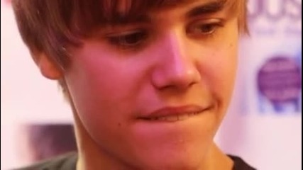 :) Justin Bieber - Latin Girl :)