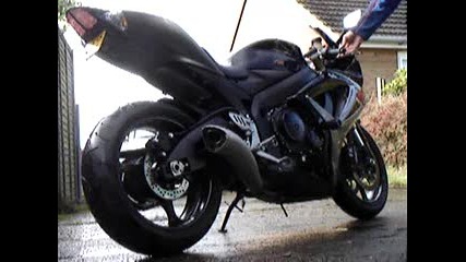 Gsx - R 600 K6 With Micron Exhaust