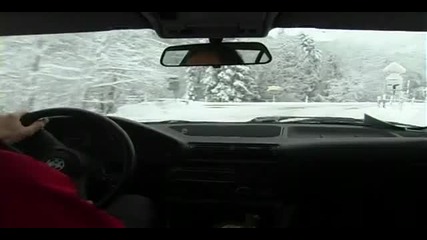 Дрифтене в сняг с Bmw E34