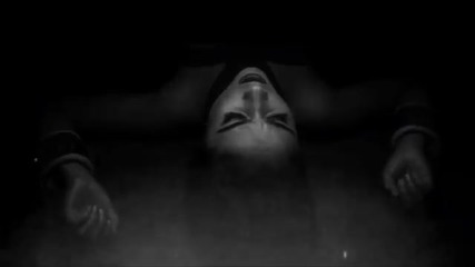 Natalia Kills - Zombie