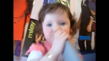 2 year old Ella singing Baby - Justin Bieber. 